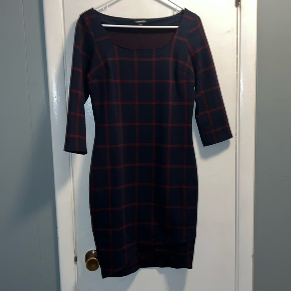Navy blue with burgundy/red striped dress from express size small